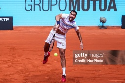 Tennis đỉnh cao Madrid Open: Nhà vô địch US Open lội ngược dòng, Berrettini thua sốc