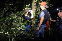 Những người xa lạ xuyên đêm tìm nam sinh mất tích ở Tam Đảo