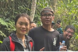 Khen thưởng lực lượng cứu nạn tìm thấy nam sinh kiệt sức ở Tam Đảo