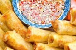 Loại cá "vua dinh dưỡng", nhiều chất béo, tốt tim, bổ thận, đem làm món này dễ ăn vào bữa cơm mùa hè