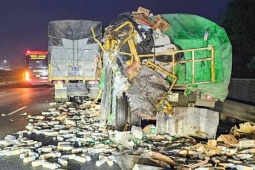 Xe tải đâm ô tô đầu kéo làm 1 người tử vong: Cục CSGT phát cảnh báo khẩn