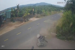 Đình chỉ công tác một thiếu tá Cảnh sát giao thông Đắk Lắk