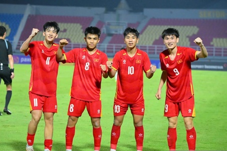 Video bóng đá U17 Việt Nam - U17 Australia: Đỉnh cao phối hợp, ngược dòng vào chung kết (U17 Đông Nam Á)