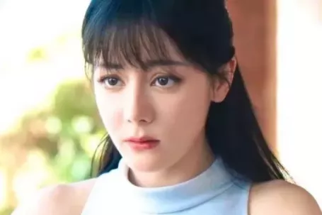 Tuyệt vọng thay Địch Lệ Nhiệt Ba