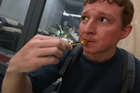 Khách Tây khen nức nở món giòn sần sật ở biển Việt, gọi liền 3 suất