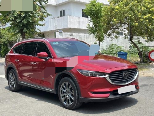 Ảnh thực tế một chiếc Mazda CX-8 được rao bán.