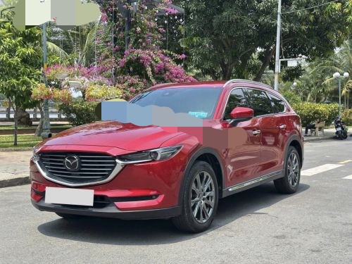 Ảnh thực tế một chiếc Mazda CX-8 được rao bán.