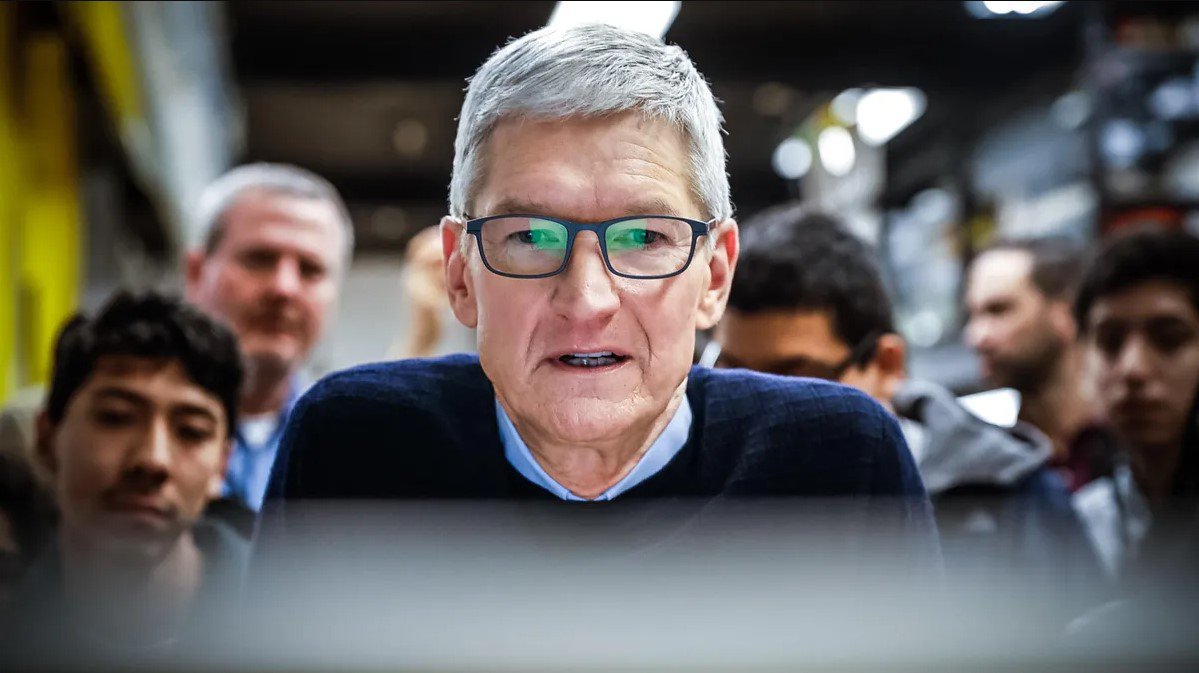 CEO&nbsp;Tim Cook.