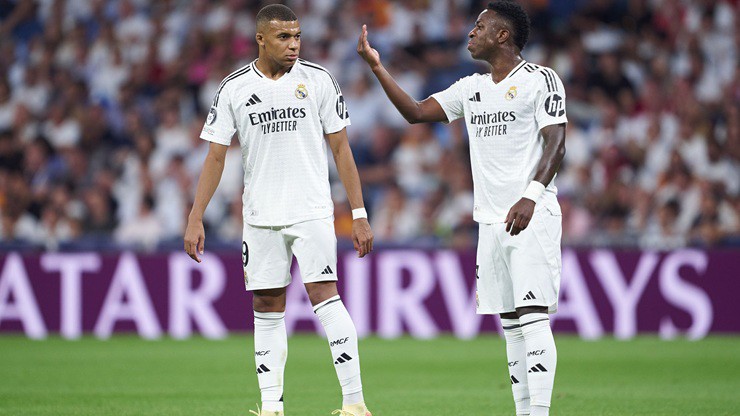 Real Madrid thường thi đấu hiệu quả hơn khi chỉ có một trong hai&nbsp;Mbappe hoặc Vinicius trên sân