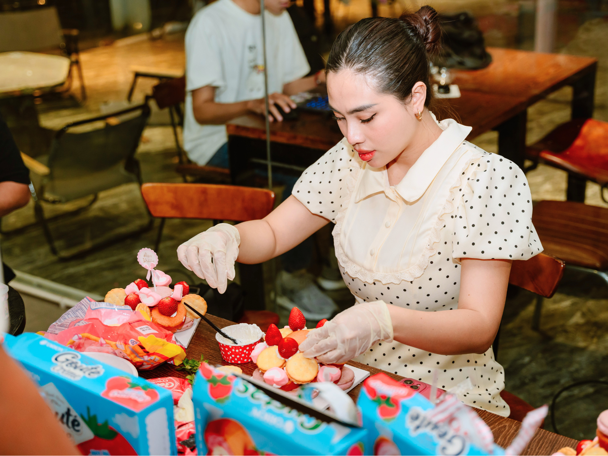 Workshop “Hẹn hò dâu tây”: Khi người tiêu dùng trực tiếp “chạm – làm – cảm” cùng sản phẩm Orion - 4