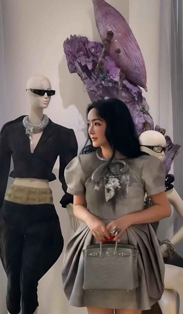 Giáng My xách túi 2,7 tỷ đồng dự sự kiện - 3