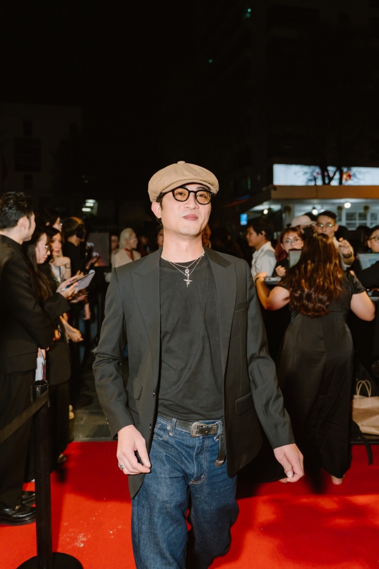 Ốc Thanh Vân trắng nõn sau thời gian nhuộm da nâu - 9