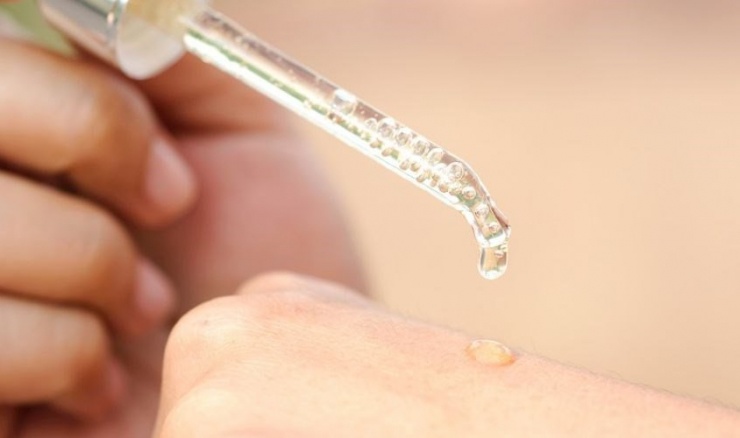 Retinol được mệnh danh là hoạt chất vàng trong điều trị chống lão hóa.