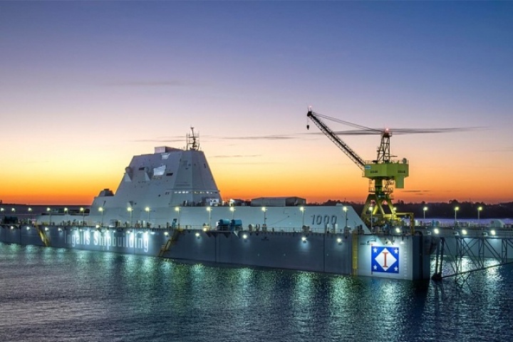 Siêu chiến hạm 9 tỷ USD của Mỹ bị cháy