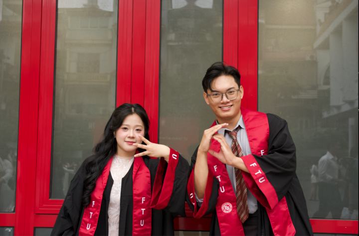 Bảng thành tích dày đặc của nam sinh Ngoại thương vừa tốt nghiệp xuất sắc - 9