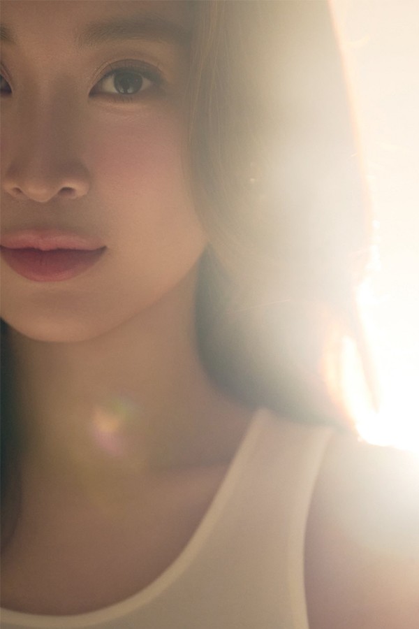 Bên cạnh việc chăm sóc tổ ấm, Đỗ Mỹ Linh thỉnh thoảng quay lại hoạt động giải trí, thời trang và các dự án cộng đồng khi con đã cứng cáp hơn. Cô hướng đến hình ảnh người phụ nữ hiện đại: cân bằng giữa sự nghiệp và gia đình, đồng thời giữ phong thái nhẹ nhàng, thanh lịch vốn là dấu ấn của mình.