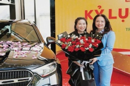 Đã lộ diện chủ nhân Mercedes-Benz đạt kỷ lục tiêu thụ NPK Cà Mau