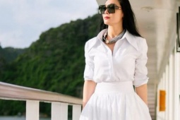 Quách Thu Phương thăng hạng với gu thời trang trung niên vạn người mê