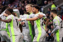 Nóng bảng xếp hạng Ngoại hạng Anh: Man City chiếm ngôi đầu của Arsenal