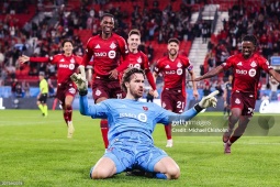 Điên rồ giải MLS của Messi: Thủ môn ghi bàn phút 90+6, tái hiện kỳ tích 16 năm