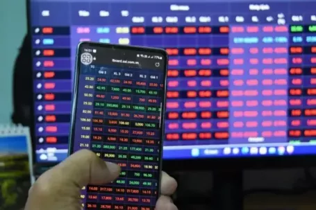 Công ty chứng khoán đầu tư chứng khoán cũng… lỗ