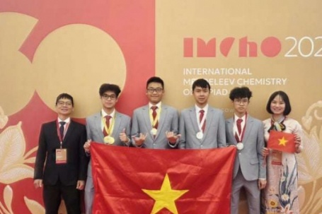 Lộ diện nam sinh Hà Nội xuất sắc xếp thứ 2 “Kỳ thi Hóa học khó nhất hành tinh”