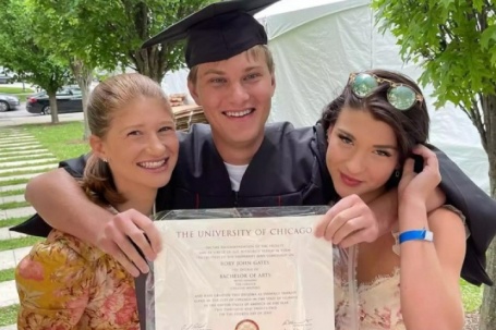 Rory Gates: Quý tử sinh ra đã ở vạch đích của Bill Gates