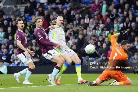 Video bóng đá Burnley - Man City: Khác biệt Haaland (Ngoại hạng Anh)
