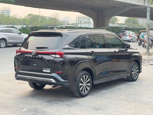 Ảnh thực tế một chiếc Toyota Veloz Cross được rao bán.