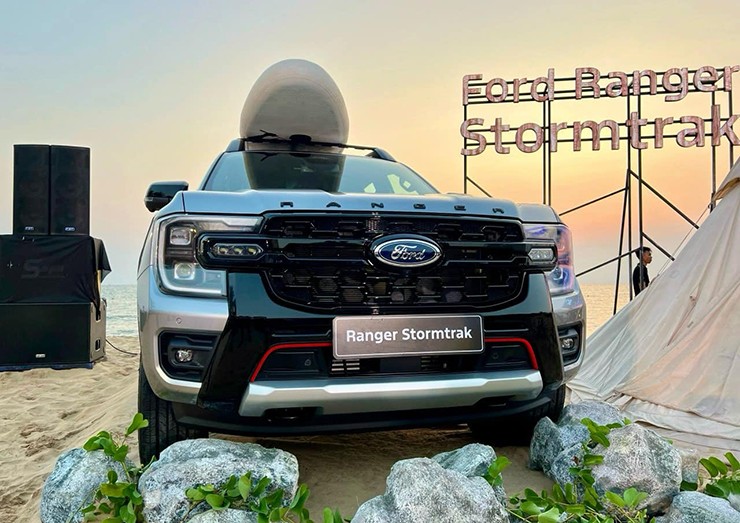 Giá xe bán tải Ford Ranger tháng 4/2026, tặng 1000 lít dầu - 8