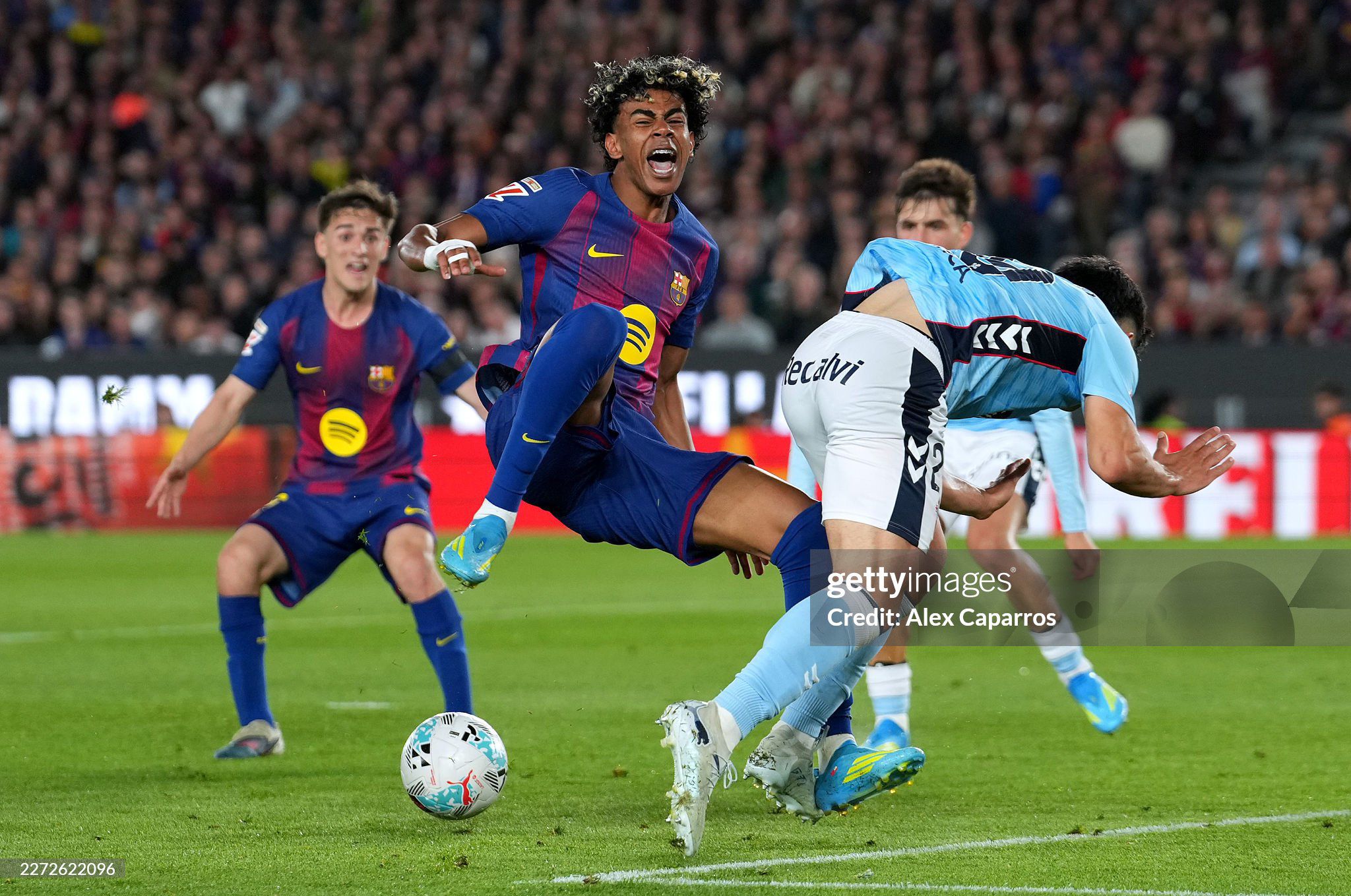 Chính thức: Barca xác nhận Yamal nghỉ hết mùa, nguy cơ lỡ luôn World Cup - 9