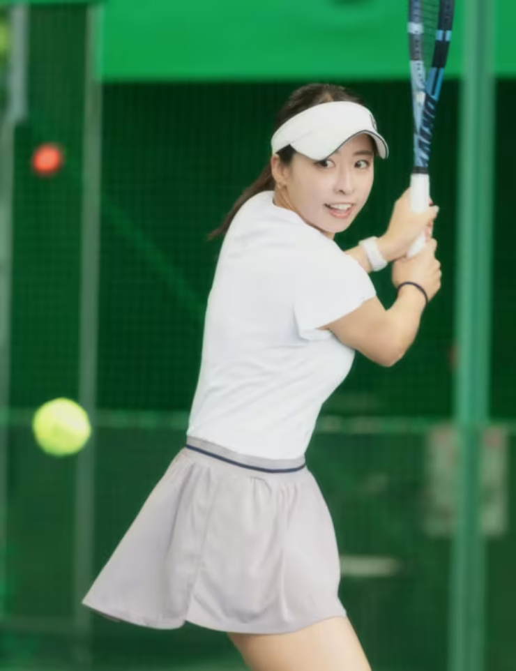 Ayano Sonoda thừa nhận "vòng 1" lớn khiến cô gặp nhiều khó khăn khi chơi tennis