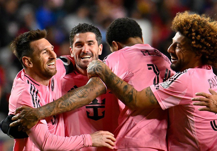 Inter Miami của Messi giành chiến thắng nhờ 2 khoảnh khắc siêu phẩm