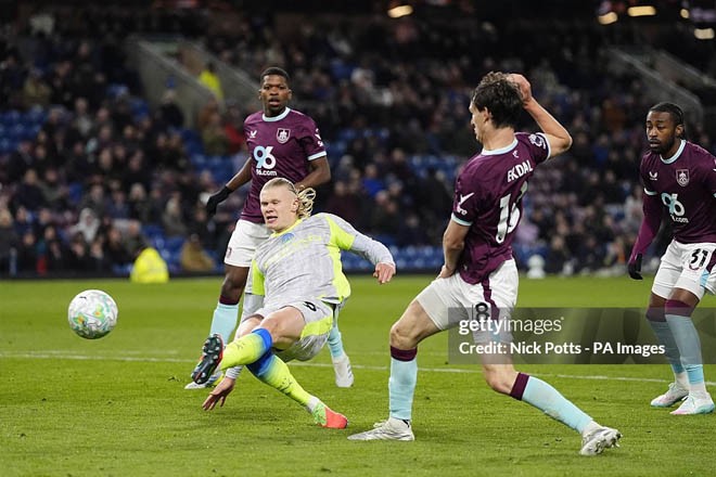 Trực tiếp bóng đá Burnley - Man City: Không có bàn thứ 2 (Ngoại hạng Anh) (Hết giờ) - 3