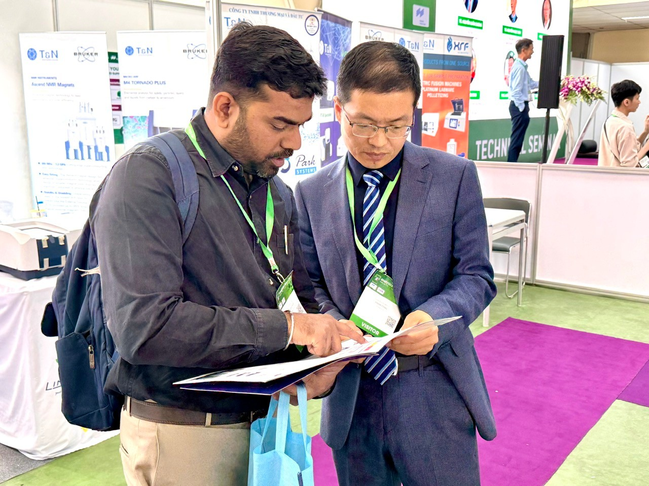 Xu hướng lựa chọn thiết bị thí nghiệm đang dần dịch chuyển từ việc mua thiết bị riêng lẻ đến mua giải pháp tổng thể