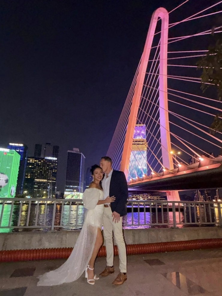 Ảnh sao 24/4: Thảo Trang khoe bạn trai mới - 1