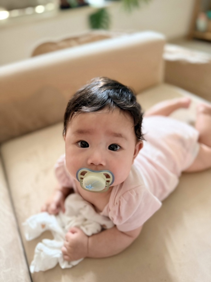 Ảnh sao 24/4: Thảo Trang khoe bạn trai mới - 3