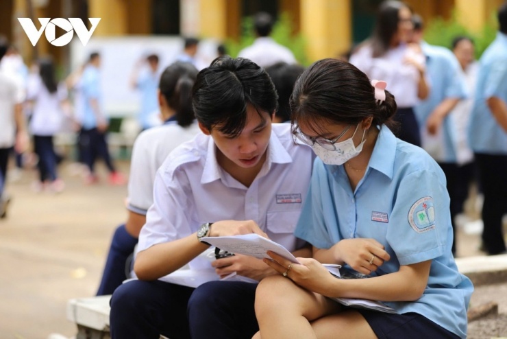 Theo quy định của Bộ GD-ĐT, thí sinh đăng ký dự thi tốt nghiệp THPT 2026 trực tuyến để xét công nhận tốt nghiệp trên hệ thống từ ngày 24/4 đến 17h ngày 5/5.