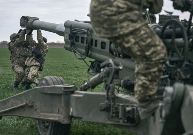 Binh sỹ Ukraine trên chiến trường. Ảnh: AP