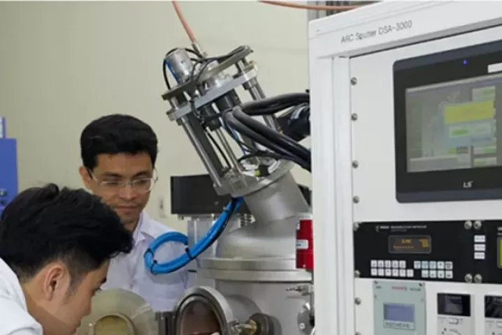 Giáo dục đại học vào cuộc đua lớn