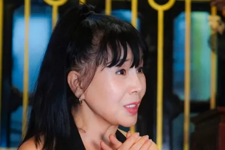 Cuộc sống bên trong nhà phố 50 m2 của NSND Lan Hương và NSƯT Tất Bình