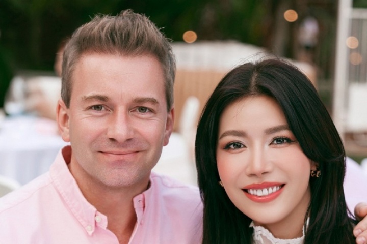 Minh Tú: 'Ông xã giúp tôi vượt qua những ngày khó khăn nhất'