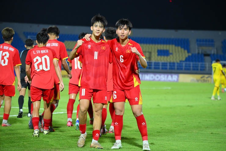 Trực tiếp bóng đá U17 Việt Nam - U17 Malaysia: Đi tìm bàn thắng thứ 3 (CK U17 Đông Nam Á)