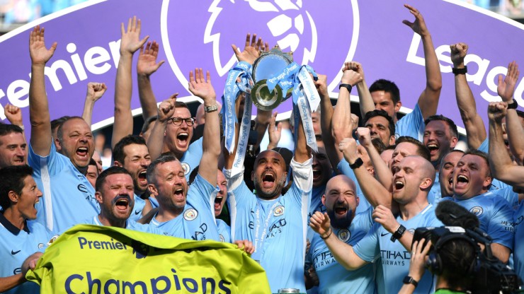 Liverpool giành 97 điểm mùa 2018/19 nhưng vẫn ngậm ngùi nhìn Man City nâng cúp