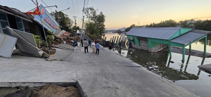 Hiện trường vụ sạt lở ở xã Đầm Dơi. Ảnh: Thành Quốc