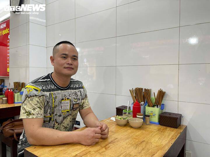 Anh Mùi hạnh phúc khi được phục vụ Tổng thống Hàn Quốc và Phu nhân.