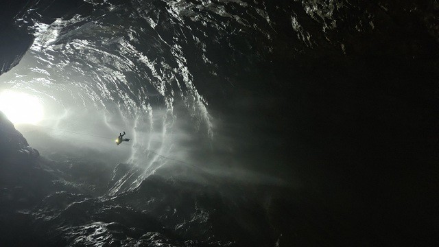 Hình ảnh về hang Chà Nghéo