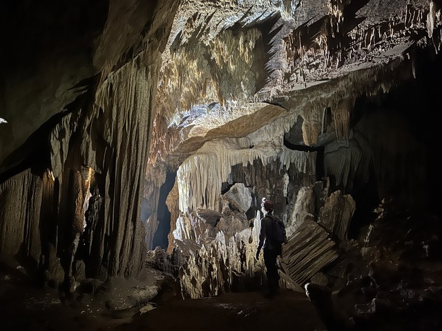 Choáng ngợp với hình ảnh 26 hang động mới ở Phong Nha - Kẻ Bàng vừa phát hiện - 10