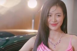 Thiếu gia tập đoàn đầu tư cho Hoa hậu Vi Minh đi thi quốc tế