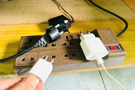 Những thiết bị điện nên tắt để tránh rủi ro cháy nổ khi rời nhà đi chơi lễ